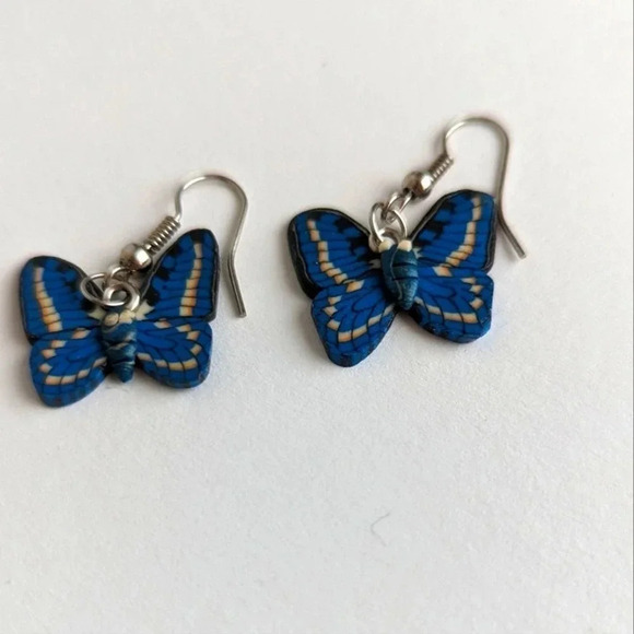 Butterfly Dangling Earrings - Picture 1 of 3